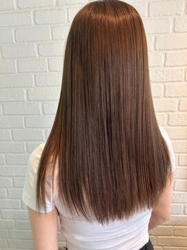 サロン デュッカ(Salon Duka) 明るめベージュロング