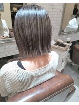 アンド(&)&nbsp;切りっぱなしボブ
