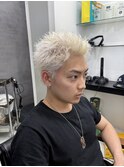 スパイキーショート　ホワイトブロンド