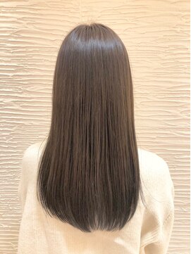 モリオ フロム ロンドン サッポロファクトリー店(morio FROM LONDON) 【morio】艶髪サラサラストレート