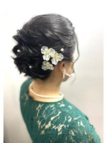 およばれヘアアレンジ　結婚式