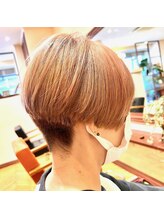 綾瀬 ダズルヘアデザイン(Dazzle Hair Design) ☆刈り上げ女子前下がりショート☆