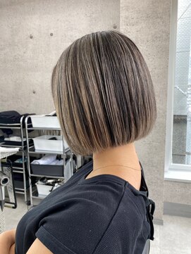 イキ 表参道(iki omotesando) モード/無造作ウェーブ/大人ガーリー[表参道駅]