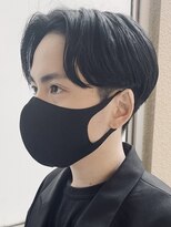 エリマ  茅ヶ崎(elima)&nbsp;センターパートニュアンスパーマワンカールパーマツーブロック