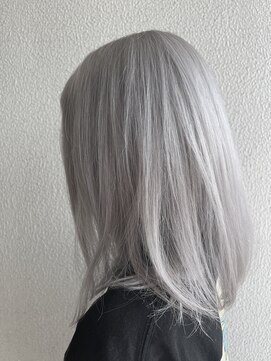 シャルトルーズ(Chart Reuse) 究極のホワイトカラー