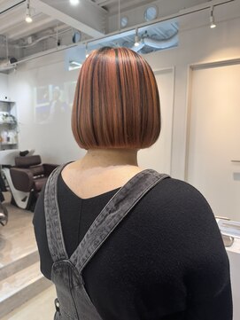 ロカ 表参道(loka) ミニボブ/アンブレラカラー[表参道/ブリーチ/ハイライト]Mai