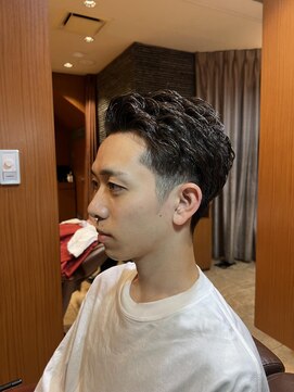 ヘアモード キクチ 銀座店 メンズナチュラルパーマ〈理容室〉