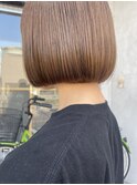 暖色ベージュボブ