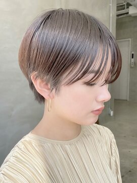 ラーサ(LaHzA) 大人ショートボブ黒髪ショートカットマッシュショート前髪あり
