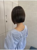 切りっぱなしボブ×オリーブ【ナチュラルカラー/透明感カラー】