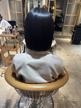 ロンド シャルム 吉祥寺(Lond charme) 暗めカラー/ボブ/顔周り/前髪/レイヤー/髪質改善/縮毛矯正