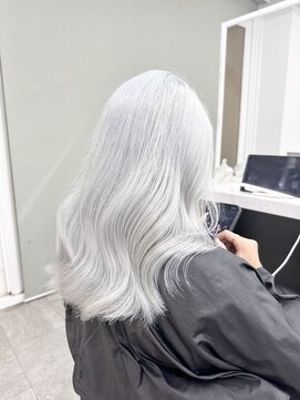 グロウ 渋谷(grow) ホワイトシルバー！