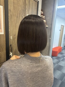 ブレス 横浜(bless) ワンレンボブ　切りっぱなしボブ　大人ボブ　髪質改善