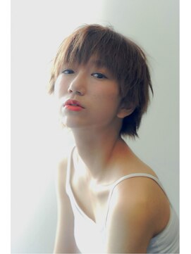 楪(yuzuriha) natural short