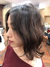 アイカム(aikamu) きりっぱなしロブのなみなみスタイリング