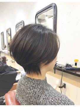 エトネ ヘアーサロン 仙台駅前(eTONe hair salon) 【eTONe】首が綺麗に見えるくびれショート