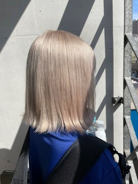 ゲーム 吉祥寺店(GAME) ダブルカラーホワイトベージュケアブリーチハイトーンミニボブ