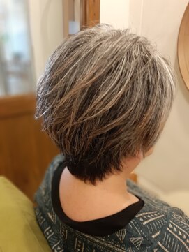 ビトワ(BI.TO.WA) 縦長ショート