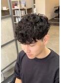 大分メンズスペインカールスパイラルパーマ刈り上げショート