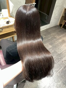 アフィナー(Afinar) 【横浜駅/横浜西口】 マロンブラウン