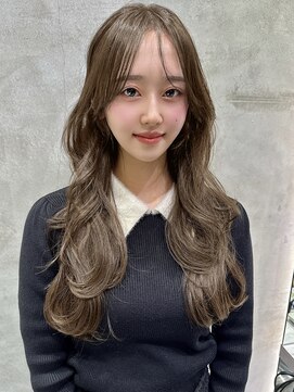 ロンドネートゥル 新潟(Lond naitre) ダークアッシュ/似合わせカット/レイヤーカット(新潟/万代）