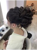 ルーズなアップスタイル