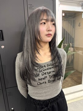 グロウ 渋谷西口(grow) 【渋谷 グレー×ブラック レイヤーデザイン】