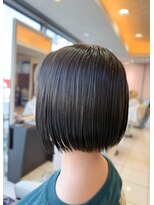 エムタニグチブランシェ(M.TANIGUCHI Branche') オリーブベージュ切りっぱなしボブ