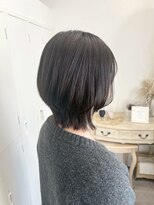 ロッカ(ROCCA) 丸みシルエット×ショートスタイルハイライトカラー