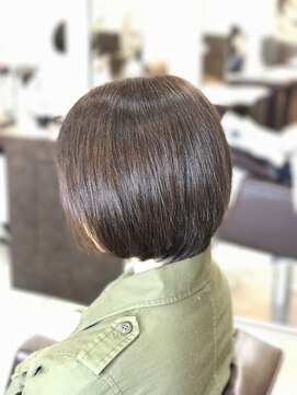 フォルテ 草薙店 大人うるつや上品ボブ