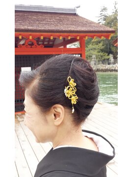 ココン(cocon) 夜会巻アレンジ