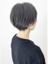ショート×暗髪
