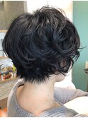 《Luana》ショートパーマスタイル