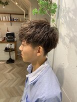 エル(EL by green)&nbsp;【YUKI】スパイラルパーマ×ツーブロック×刈り上げ