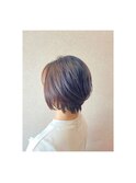 ショートボブ