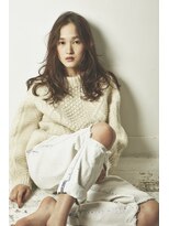 アクアオモテサンドウ(ACQUA omotesando)&nbsp;トリートメントパーマのくせ毛風ロング[世良綾花]