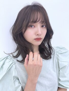 大人可愛い 韓国風くびれヘア暗めカラーひし形抜け感小顔 L スパイス アヴェダ 西宮阪急店 Spice Aveda のヘアカタログ ホットペッパービューティー
