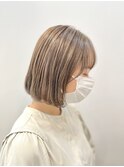 【志治幸佳】切りっぱなしボブ/赤みのないアッシュ/ベージュ