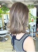NUDEケアブリーチ結べるボブ レイヤーボブ ハイトーンカラー