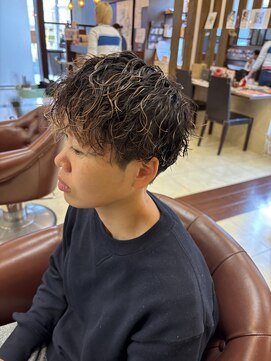 ヘアースペースブルーム ヒーロー 園田店(HAIR SPACE BLOOM hero) 波巻きパーマ