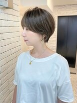 白髪ぼかし/ひし形/癖毛/大人ショートボブ/60代50代40代