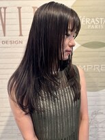 ヘアーデザイン ビビッド(HAIR DESIGN VIVID)&nbsp;顔周りレイヤー/赤み消しカラー/オリーブカラー