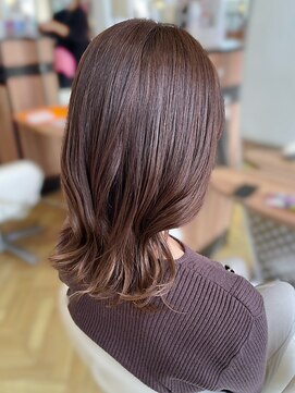 イーストハムアネーロ(EAST HAM anello) 透明感ブラウン/艶髪/ウェーブ/ミディアム