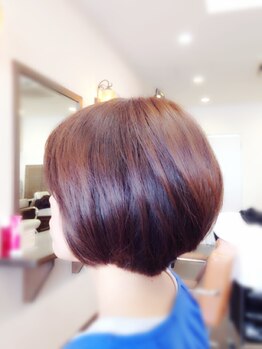 リステリアヘアー(Resteria Hair)の写真/40代からの大人女性に支持されるサロン。年齢と共に変化する髪質に合わせたエイジングケアをご提案♪