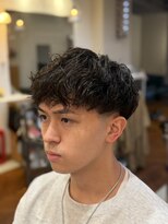 ゼロスバーバー(0's BARBER SHOP)&nbsp;ツイストスパイラルパーマ／ツイスパ／ツーブロック