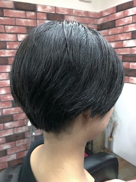 ワンバイワン(ONE BY ONE) 刈り上げショート