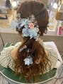 ヘアメイク エンカレッジ(HAIR MAKE encourage)&nbsp;お花飾りをのアレンジ☆イベントヘアメもお任せを。