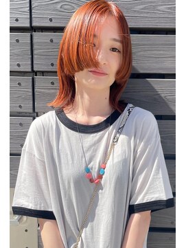 ヘン(hen) 【心斎橋 hen】オレンジ　デザインカラー　切りっぱなしボブ