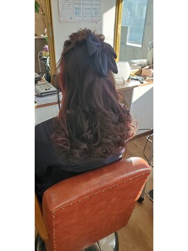 フィカス(Ficus) 華やかハーフアップスタイル