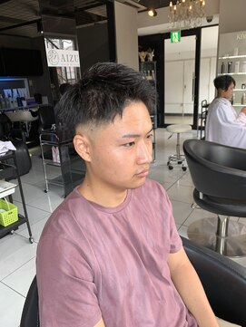 アイズ 海老名(AIZU) ジェットモヒカンスウィングアップバングフェードカット骨格矯正